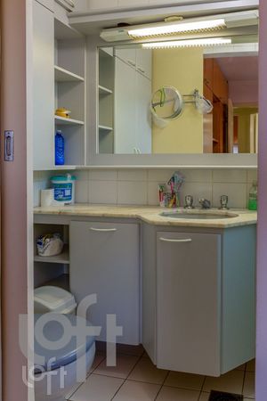 Image 20 - 314568