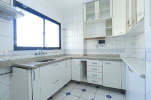 Image 17 - 315089