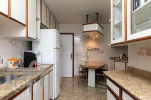 Image 32 - 315212