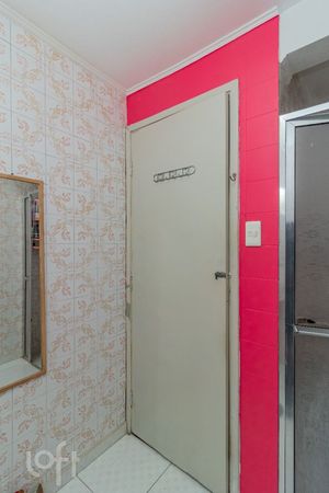 Image 20 - 315225