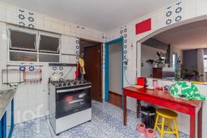 Image 6 - 315225