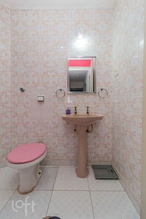 Image 17 - 315225