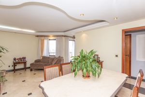 Image 9 - 315253