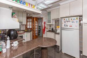 Image 42 - 315253
