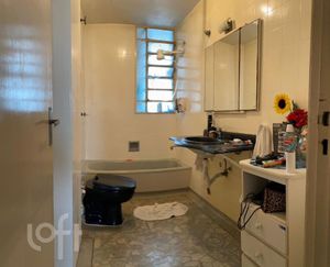 Image 7 - 315330