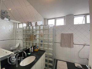 Image 21 - 315379