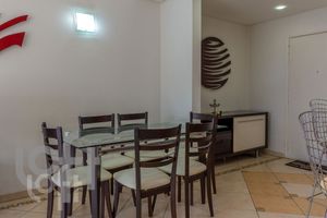 Image 15 - 315587