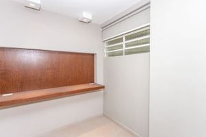 Image 33 - 315609