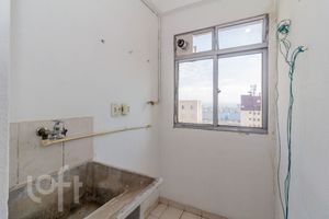 Image 19 - 315789