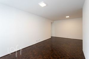 Image 4 - 315804