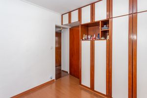 Image 11 - 315980