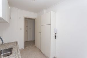 Image 15 - 316070