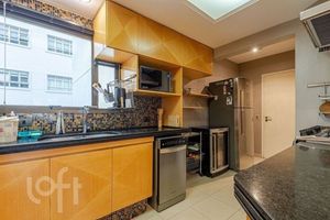 Image 30 - 316255