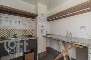 Image 29 - 316498