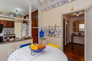 Image 16 - 316535