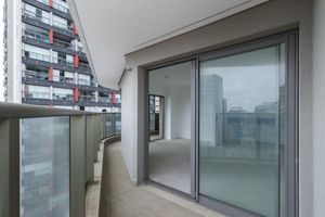 Image 10 - 316645