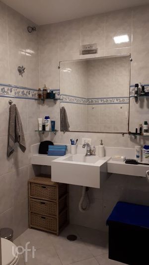 Image 9 - 316883