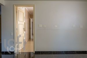Image 10 - 316931