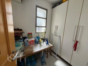 Image 18 - 317194