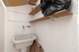 Image 12 - 317211