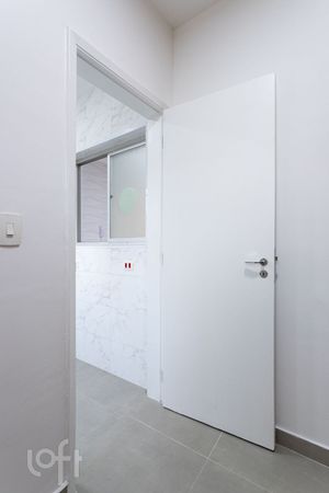 Image 38 - 317351