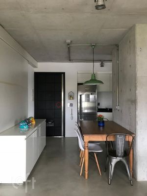 Image 2 - 317482