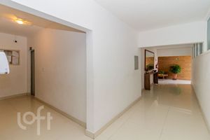 Image 30 - 317532