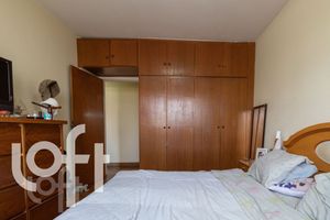 Image 12 - 317552