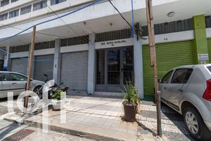 Image 27 - 317552