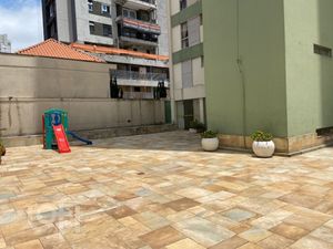 Image 15 - 317594
