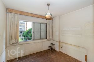 Image 11 - 317663