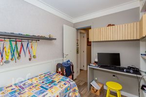 Image 18 - 317699