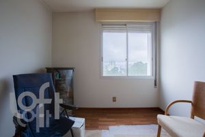 Image 33 - 317766