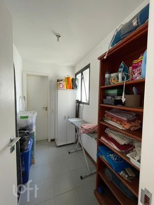 Image 19 - 318140