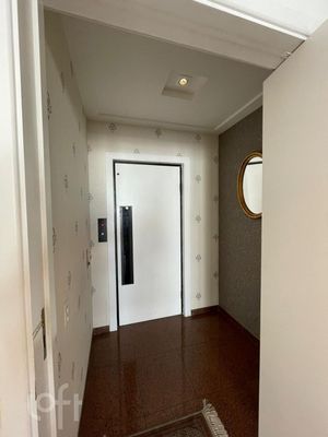 Image 38 - 318140