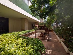 Image 31 - 318143
