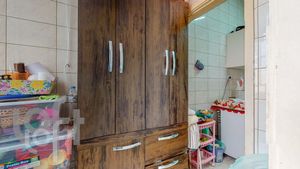 Image 14 - 318235