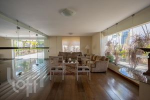 Image 34 - 318251