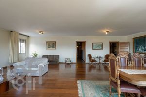 Image 41 - 318251