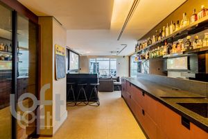 Image 13 - 318257
