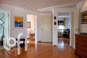 Image 39 - 318280