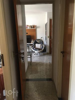 Image 4 - 318427