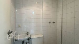 Image 10 - 318434