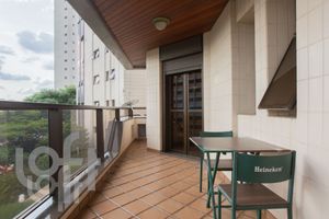 Image 44 - 318702