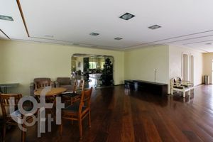 Image 38 - 319028