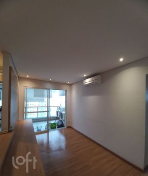 Image 8 - 319059