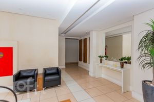 Image 43 - 319224