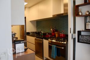 Image 9 - 319326