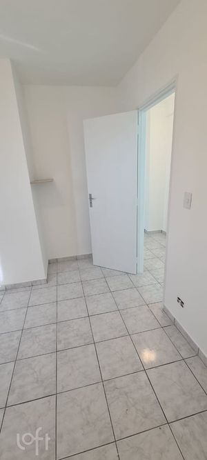 Image 19 - 319400