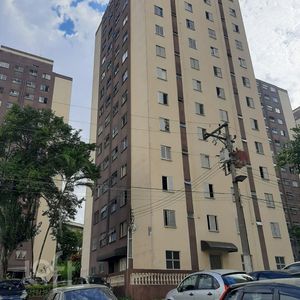 Image 17 - 319610